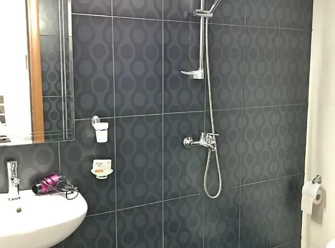 Dimi 辛尼莫雷特